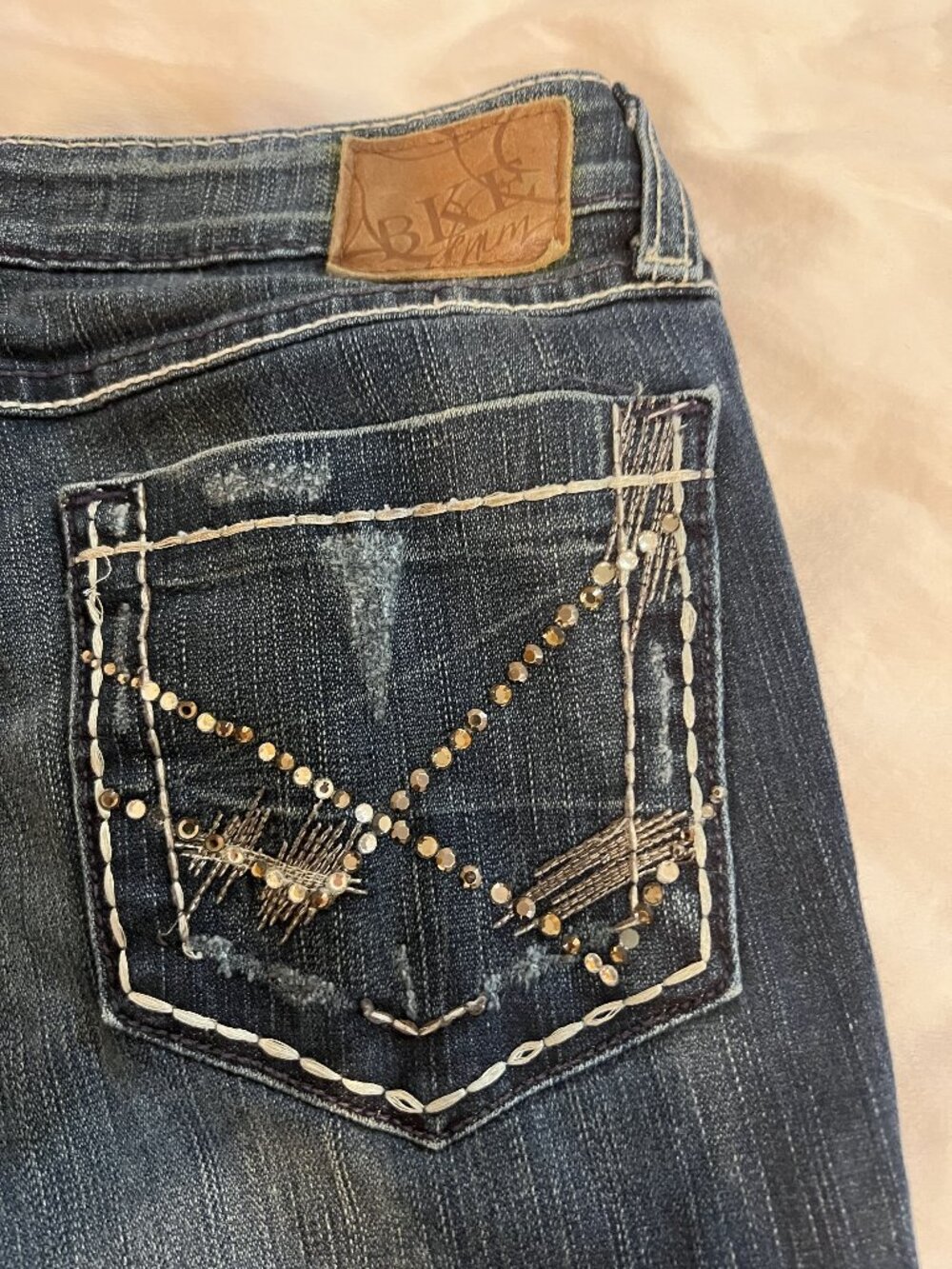 Vintage Y2k BKE Stella size 29 Womens Jean Capri Rhinestone Pockets